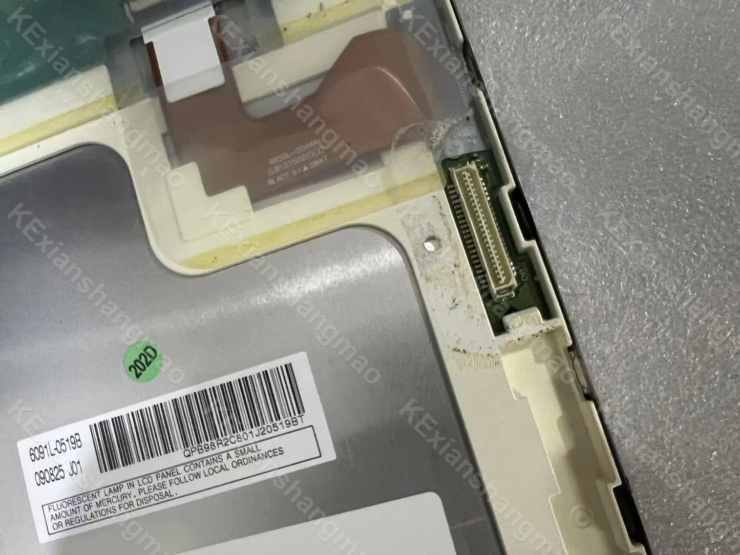 LB121S02 (A2) LB121S03 (TD)(01) LB121S02-A2 LB121S03-TD01 Original industrial LCD screen